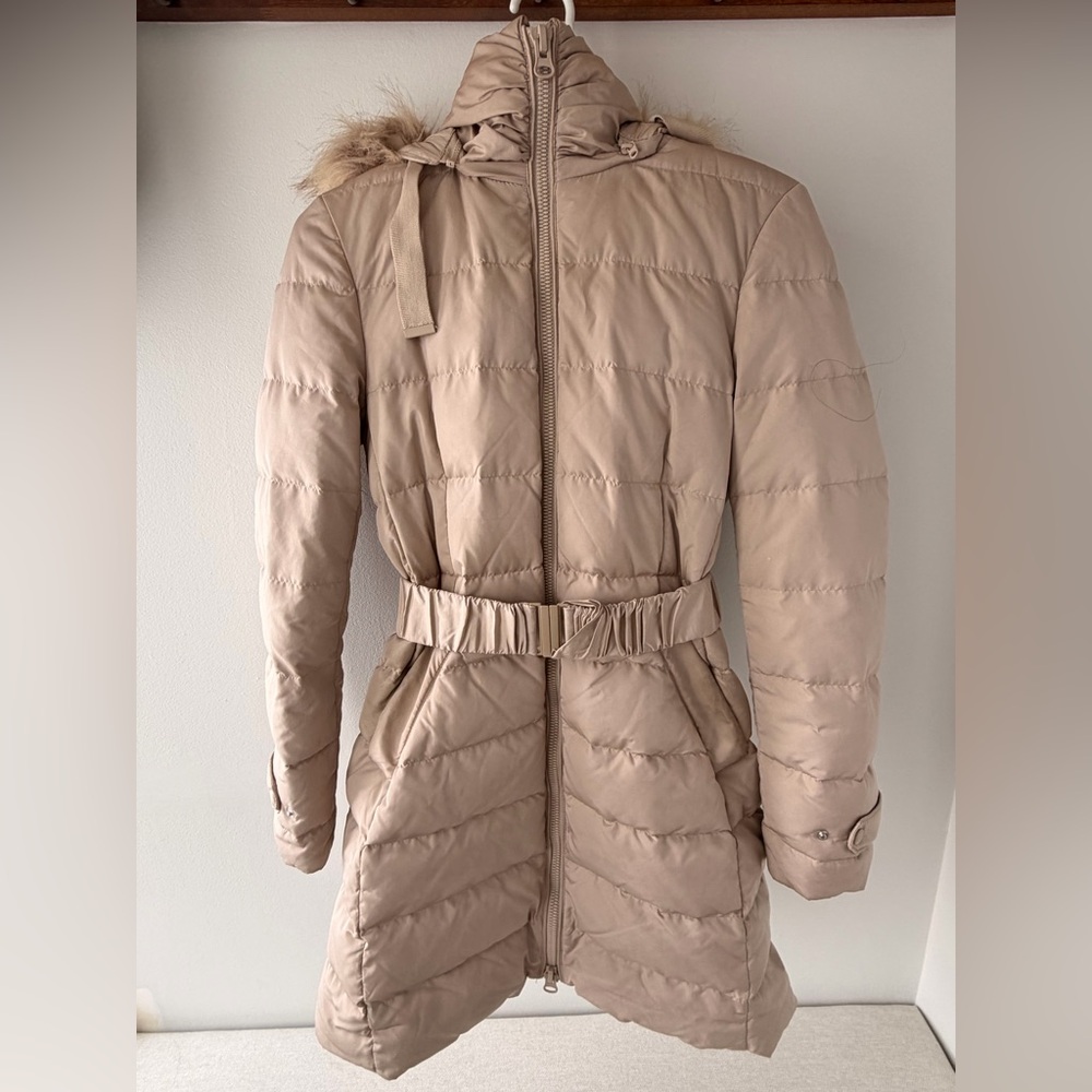 Zara Women's Beige Puffer Coat